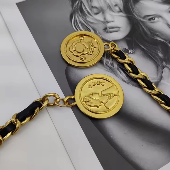 Lux brand adjustable Gold Chain Belt 
Black and gold. Lux quality - Picture 2 of 6